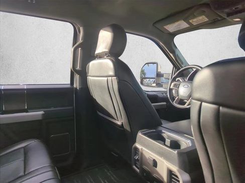 Used 2021 Ford F250 Lariat w/ Lariat Value Package image 20