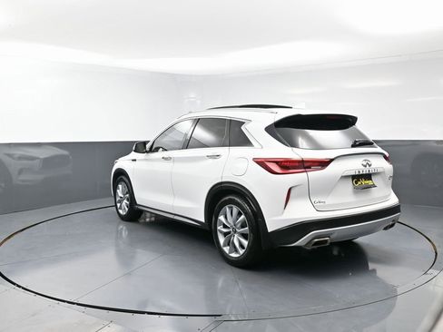 Used 2020 INFINITI QX50 Luxe w/ Navigation Package image 6