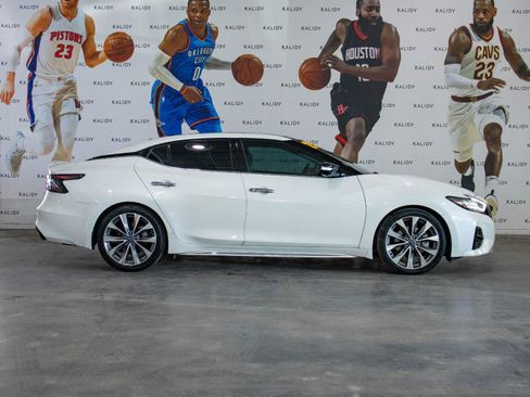 Used 2023 Nissan Maxima Platinum w/ Sport Mat Group FWD image 20