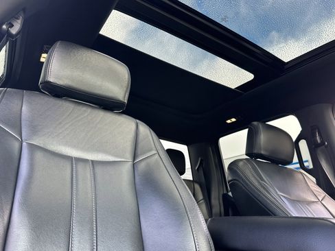 Used 2019 Ford F150 XLT w/ Equipment Group 302A Luxury image 15