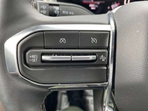 Used 2026 GMC Canyon Denali AWD/4WD image 18