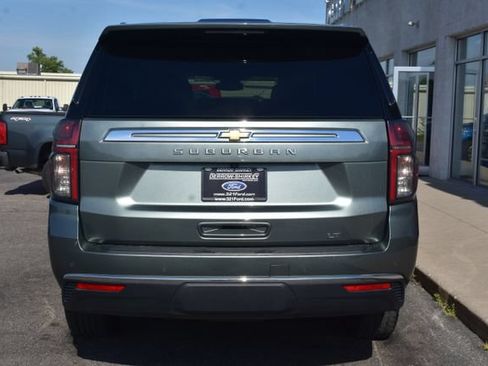 Used 2023 Chevrolet Suburban LT AWD/4WD image 10