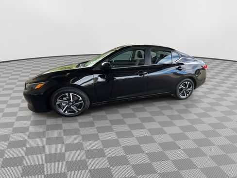 Used 2024 Nissan Sentra SV FWD image 4
