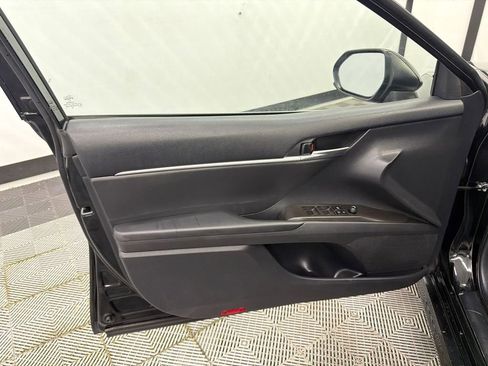 Used 2023 Toyota Camry LE FWD image 11