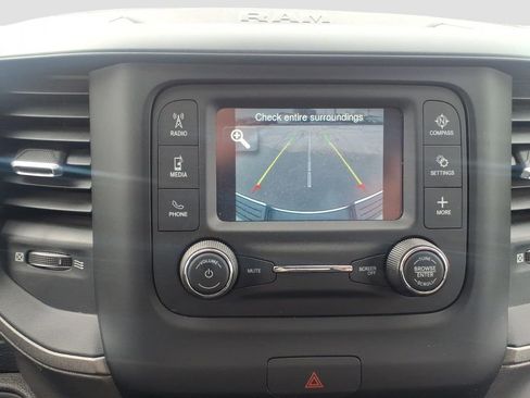 Used 2019 RAM 3500 Tradesman w/ Chrome Appearance Group image 22