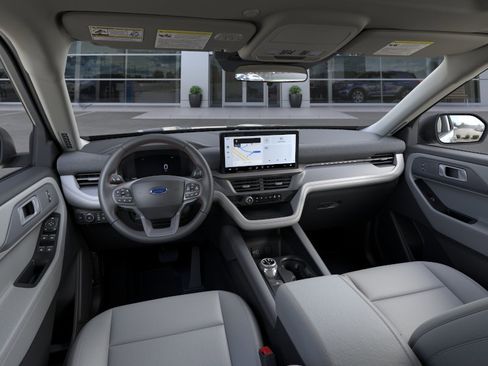 New 2026 Ford Explorer Active image 9