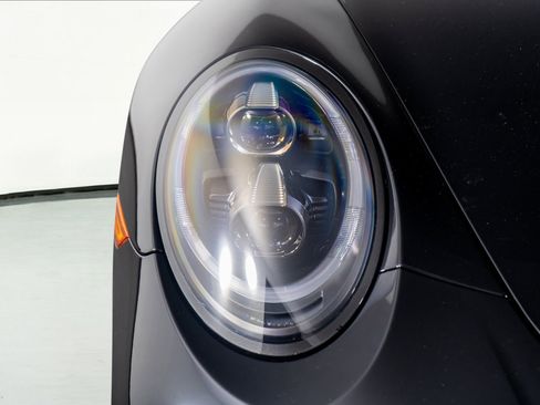 Used 2019 Porsche 911 Turbo w/ Light Design Package image 22