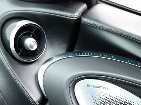 Used 2021 McLaren GT RWD image 20