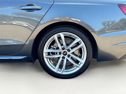 Used 2022 Audi A4 2.0T Premium Plus image 31
