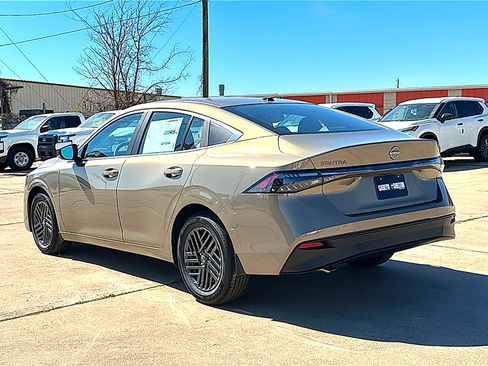 New 2026 Nissan Sentra SV w/ SV Convenience Package image 6