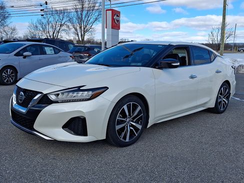 Used 2021 Nissan Maxima 3.5 SV w/ Floor Mat Group image 4