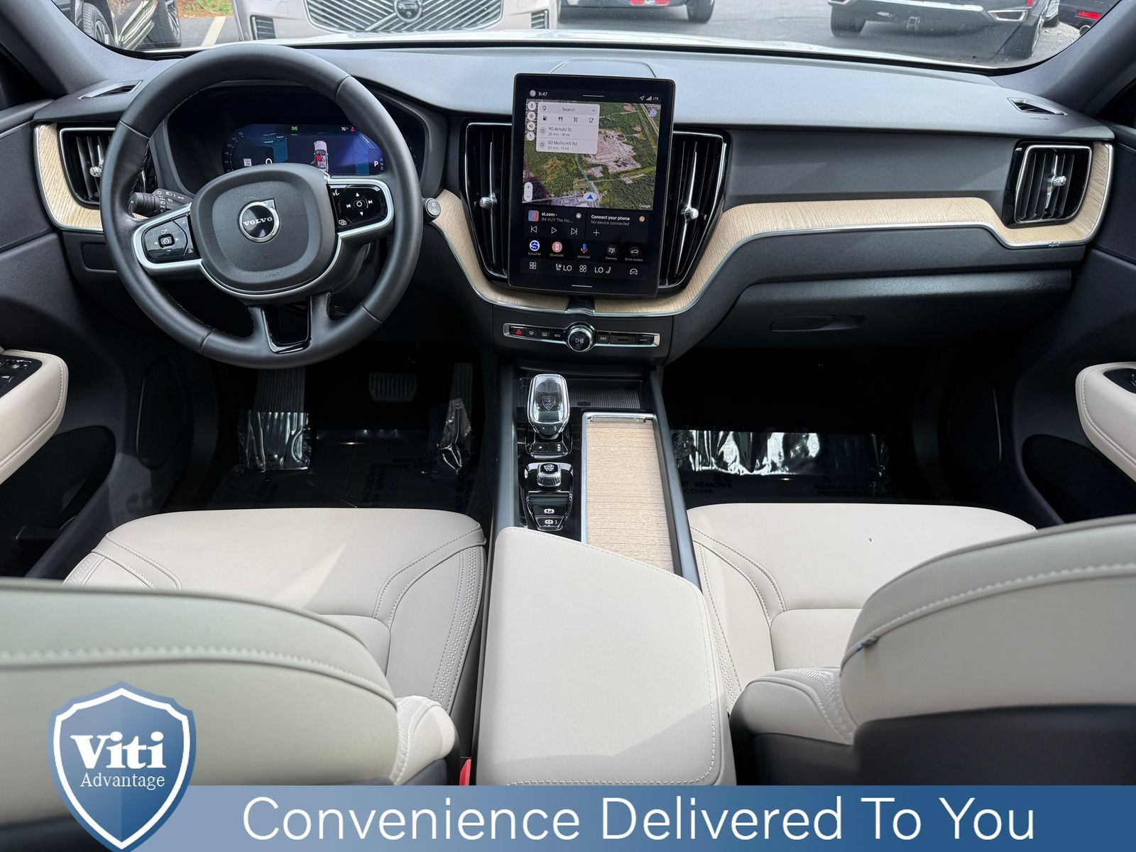 Used 2026 Volvo XC60 B5 Plus w/ Protection Package Premier AWD/4WD image 2