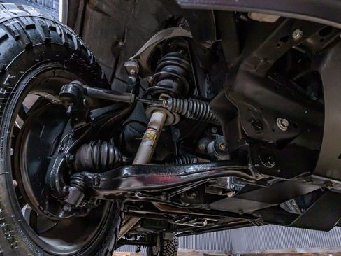 Used 2019 GMC Sierra 1500 AT4 w/ AT4 Premium Package image 13