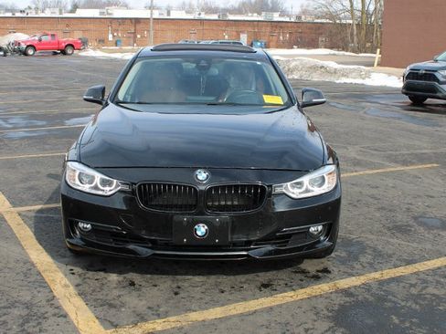 Used 2015 BMW 328i xDrive Sedan image 3