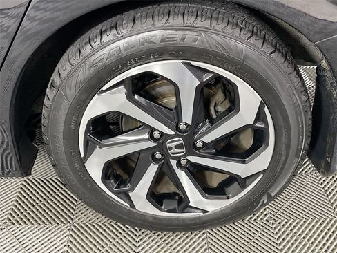 Used 2017 Honda Accord EX-L image 37