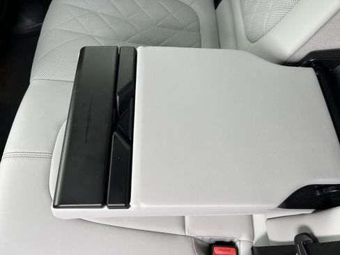 Used 2023 BMW X5 sDrive40i w/ M Sport Package image 42