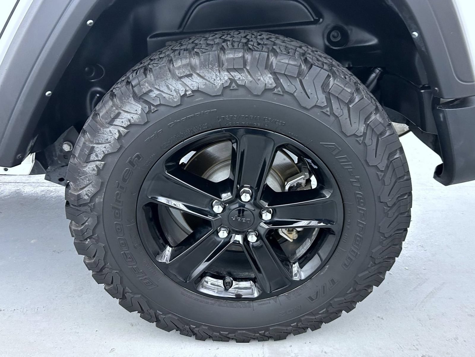 Certified 2022 Jeep Wrangler Unlimited Sport AWD/4WD image 23