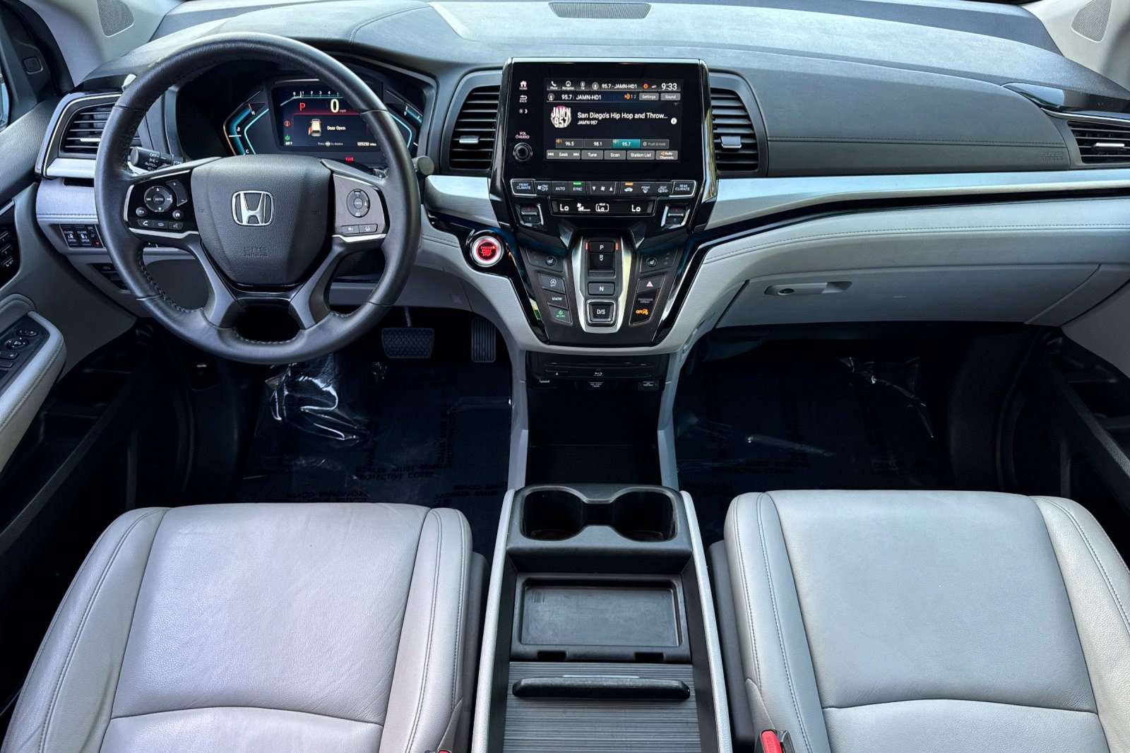 Certified 2024 Honda Odyssey Touring image 16