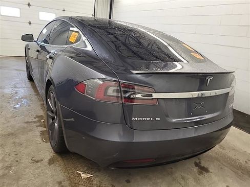 Used 2017 Tesla Model S P100D image 4