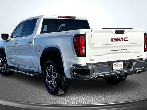 Used 2023 GMC Sierra 1500 SLT w/ SLT Premium Package image 13