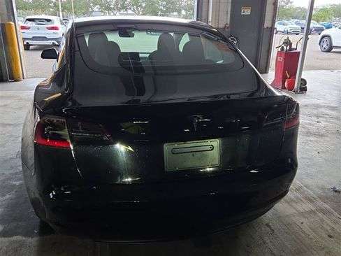 Used 2023 Tesla Model 3 Standard Range RWD image 3