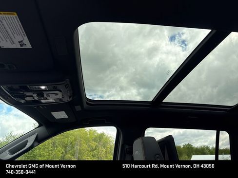 New 2026 GMC Yukon XL AT4 w/ AT4 Premium Plus Package AWD/4WD image 27