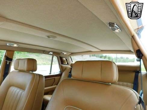 Used 1986 Rolls-Royce Silver Spur image 23