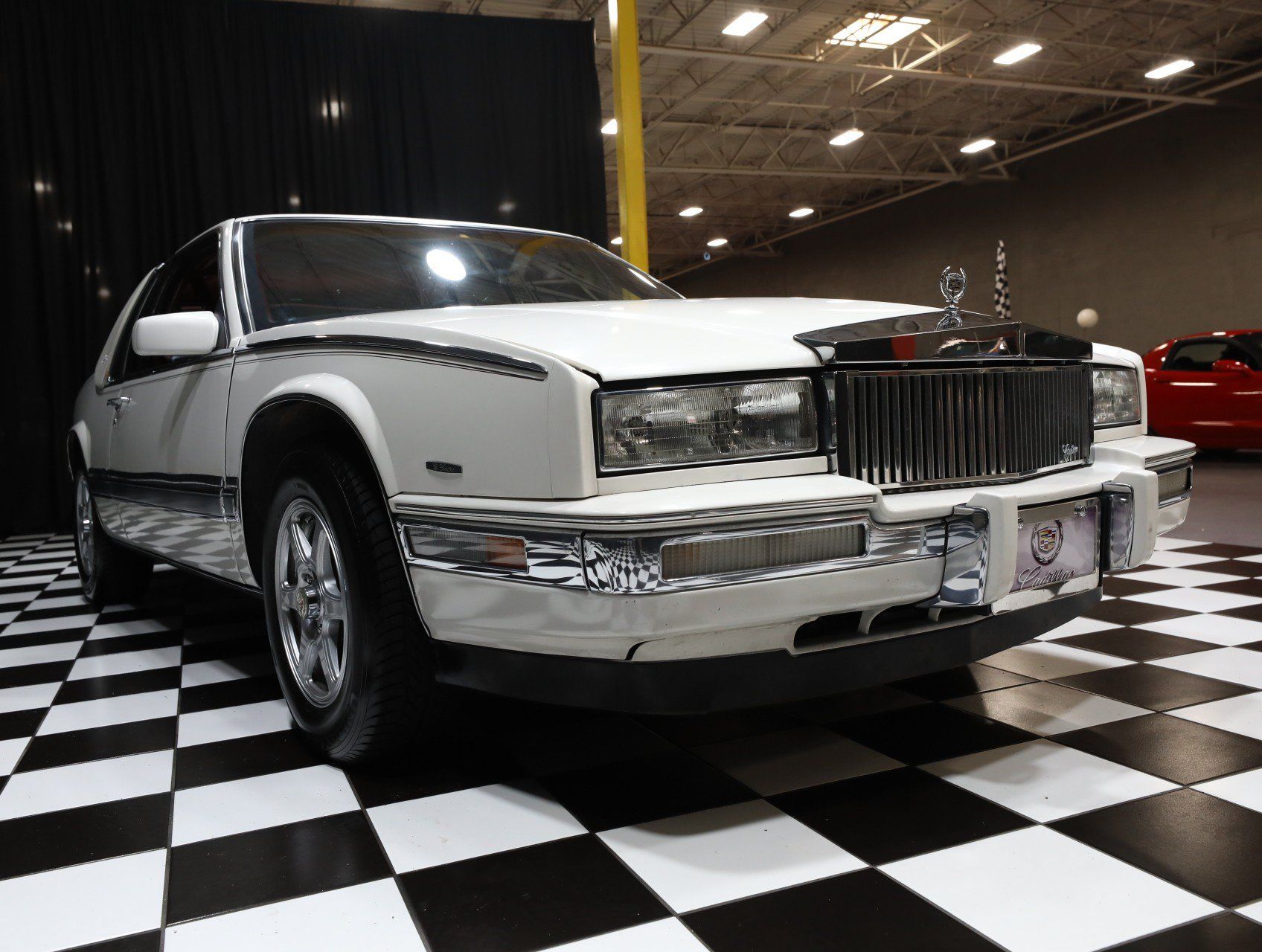 Used 1988 Cadillac Eldorado Coupe FWD image 17