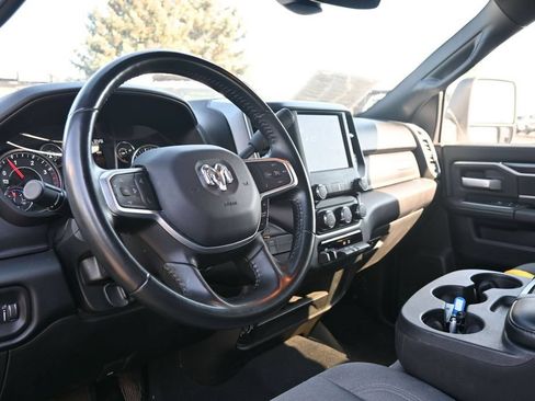 Used 2024 RAM 3500 Big Horn AWD/4WD image 23