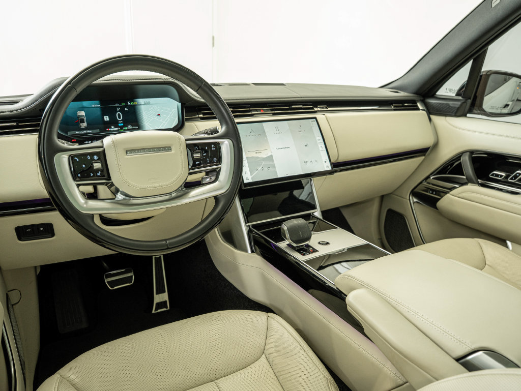 Used 2025 Land Rover Range Rover Autobiography AWD/4WD image 30