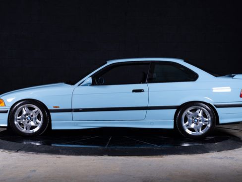 Used 1997 BMW M3 Coupe RWD image 16