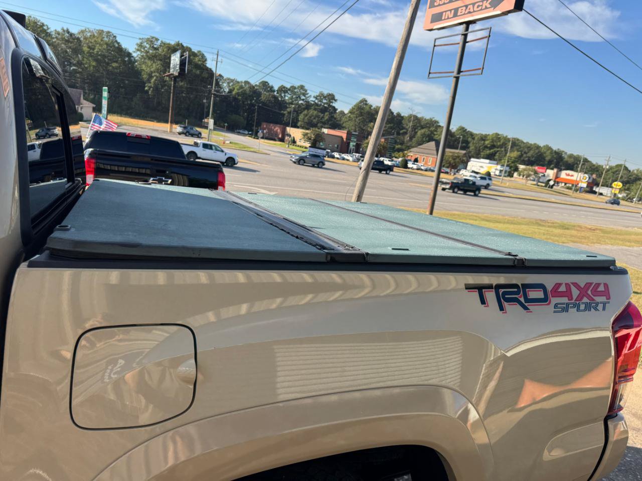 Used 2019 Toyota Tacoma TRD Sport AWD/4WD image 13