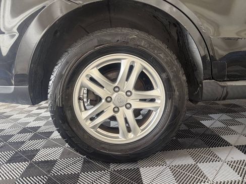 Used 2011 Hyundai Santa Fe GLS AWD/4WD image 22