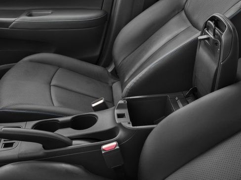 Used 2017 Nissan Sentra SR Turbo w/ SR Turbo Premium Package FWD image 18