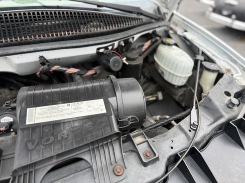 Used 2006 Chevrolet Express 2500 image 29