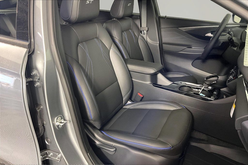 New 2026 Buick Envista Sport Touring w/ Convenience I Package FWD image 11