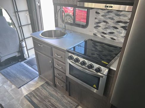 Used 2023 Ford E-350 and Econoline 350 Super Duty w/ Motorhome Prep Package image 19