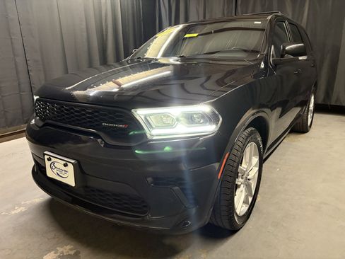 Used 2024 Dodge Durango GT RWD image 1