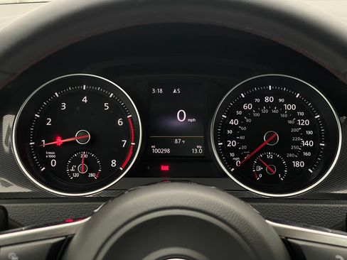 Used 2016 Volkswagen GTI Autobahn FWD image 21