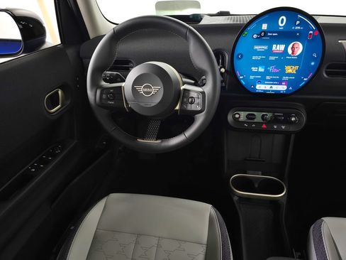 Used 2025 MINI Cooper S FWD image 13