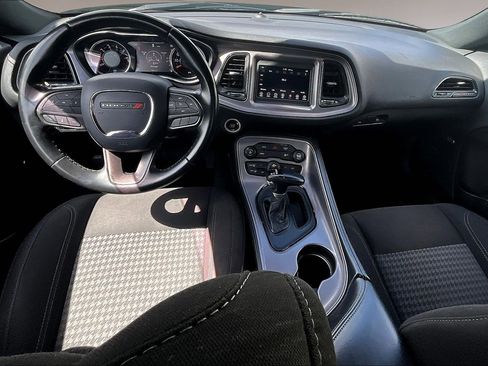 Used 2023 Dodge Challenger SXT RWD image 7