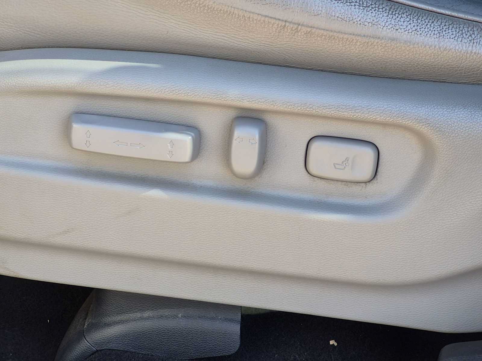 Certified 2018 Honda Pilot EX-L image 17