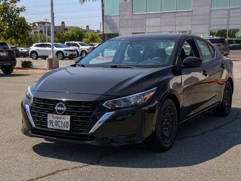 Used 2024 Nissan Sentra S FWD image 8