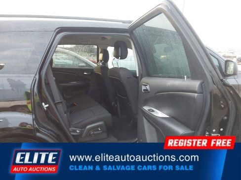 Used 2020 Dodge Journey SE w/ SE Popular Equipment Group image 16