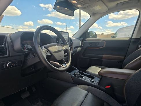 Used 2022 Ford Bronco Sport Outer Banks w/ Tech Package AWD/4WD image 12