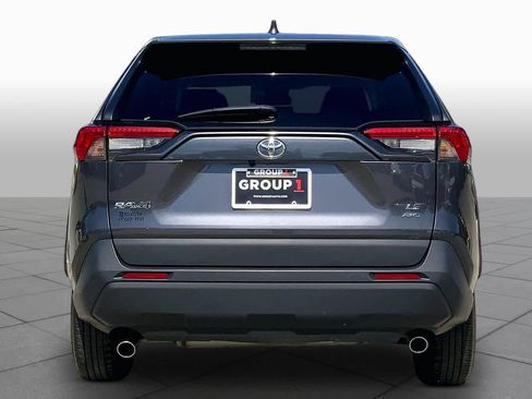 Used 2024 Toyota RAV4 LE AWD/4WD image 5