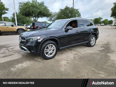 Used 2023 Mercedes-Benz GLC 300 4MATIC image 1