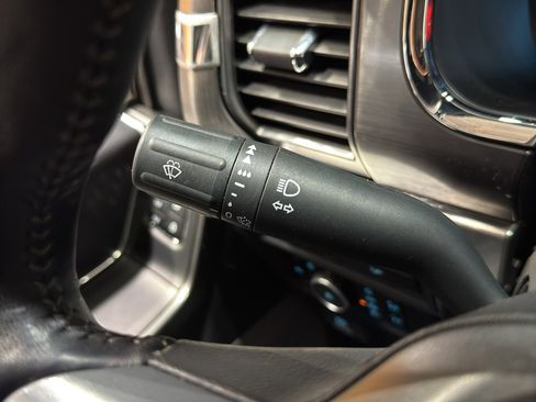 Used 2023 Ford F150 Lariat w/ Equipment Group 502A High image 26