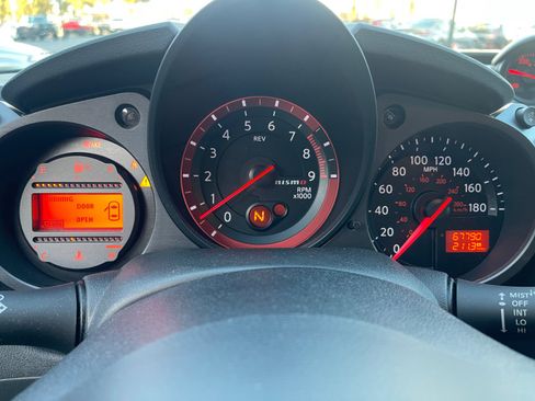 Used 2015 Nissan 370Z NISMO image 23
