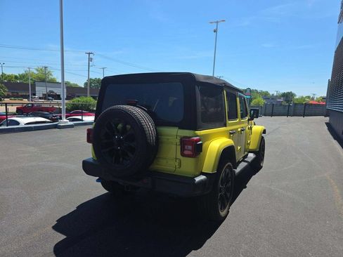 Certified 2022 Jeep Wrangler Unlimited Sahara w/ Cold Weather Group AWD/4WD image 2